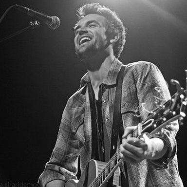 Tyler Hilton