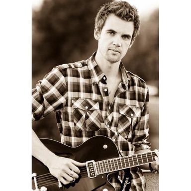 Tyler Hilton