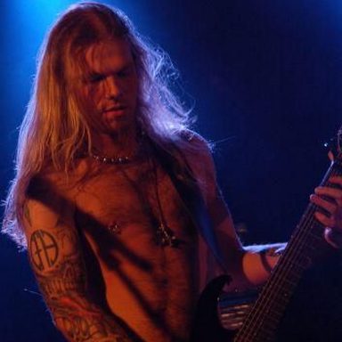 TÝR