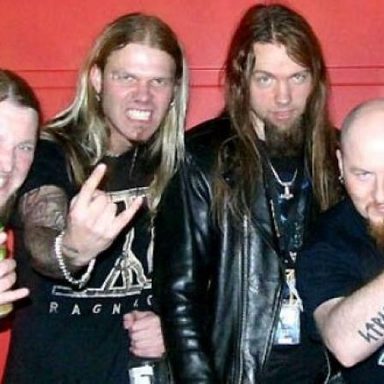 TÝR photo 12