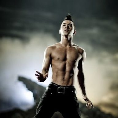TaeYang photo 42