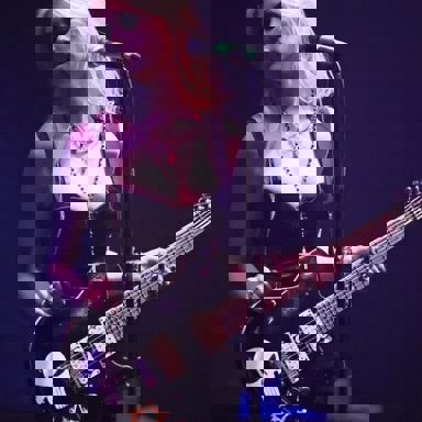 Taylor Momsen photo 9