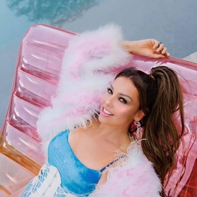 Thalía photo 34