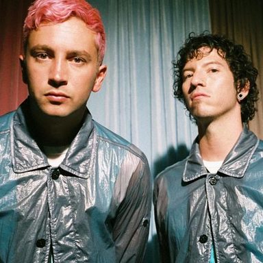 Twenty One Pilots photo 46