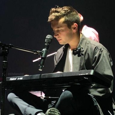 Twenty One Pilots photo 75