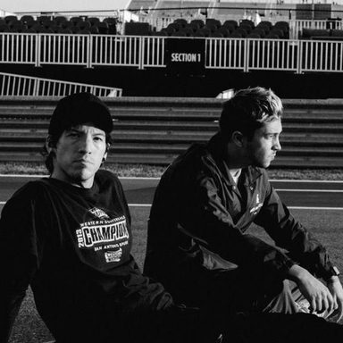 Twenty One Pilots photo 21