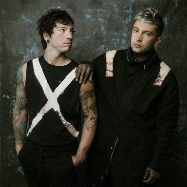 Twenty One Pilots photo 31