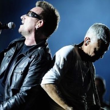U2 photo 32