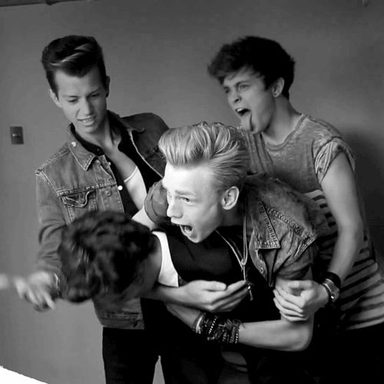 The Vamps photo 32