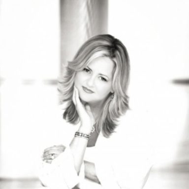 Vicki Yohe