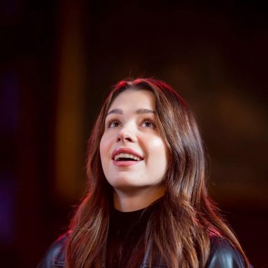 Victoria Nadine