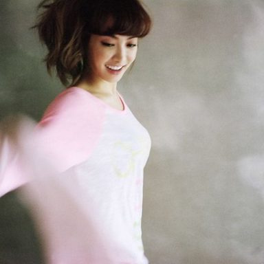 Victoria Song photo 22