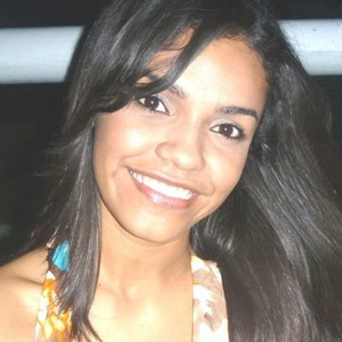 Vivianne Cristina