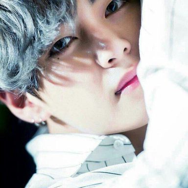 V (BTS) photo 46