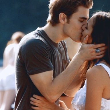 Vampire Diaries photo 28