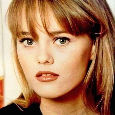 Vanessa Paradis photo 257