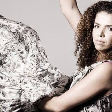 Vanessa da Mata photo 24