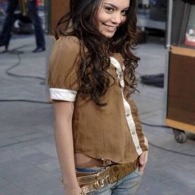 Vanessa Hudgens photo 125