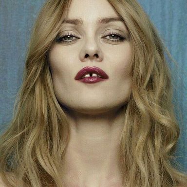 Vanessa Paradis photo 102