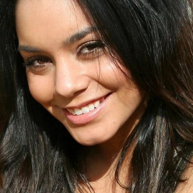 Vanessa Hudgens photo 104