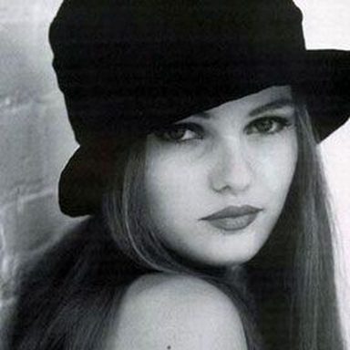 Vanessa Paradis photo 380