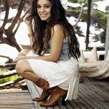 Vanessa Hudgens photo 154