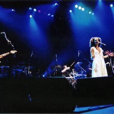 Vanessa da Mata photo 70