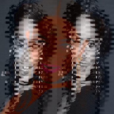 Vanessa Hudgens photo 17