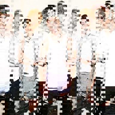 Varsity FanClub photo 10