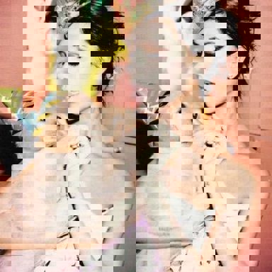 Victoria Beckham photo 12