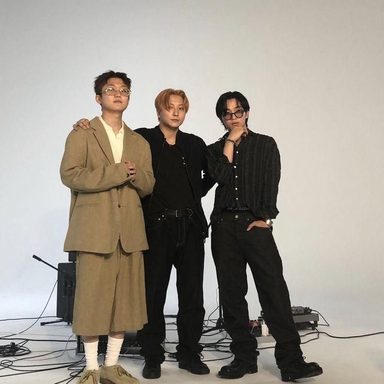 wave to earth photo 11