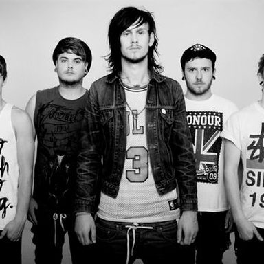 While She Sleeps photo 39