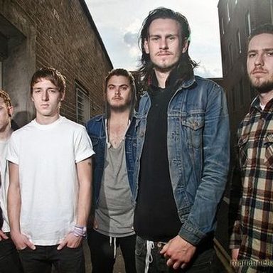 While She Sleeps photo 35
