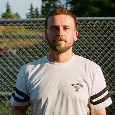 While She Sleeps photo 16