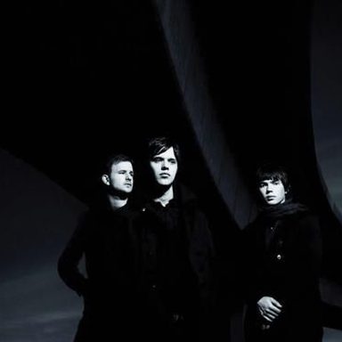 White Lies photo 15