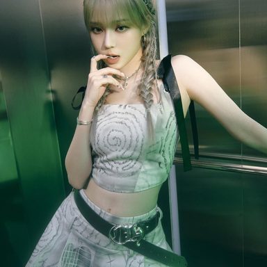 WINTER (aespa) photo 22