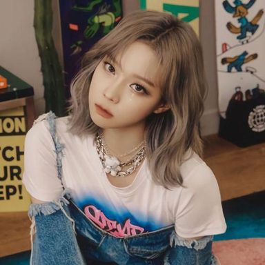 WINTER (aespa) photo 27