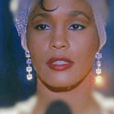 Whitney Houston photo 184