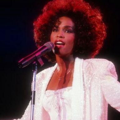 Whitney Houston photo 107