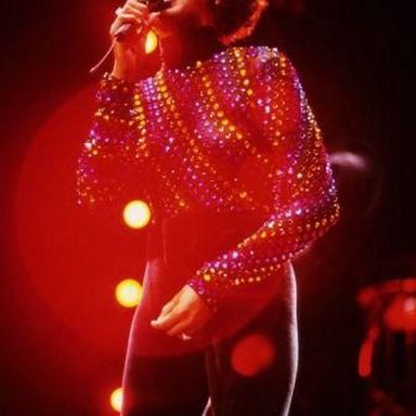 Whitney Houston photo 120