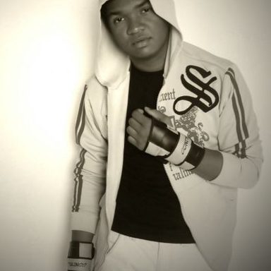 Yhago Sebaz photo 14