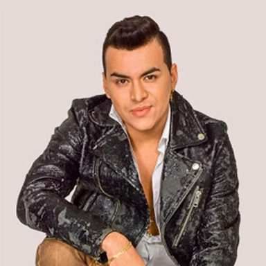 Yeison Jimenez photo 10