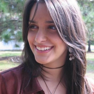 Yasmin Lucas photo 40