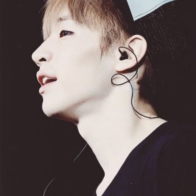 Younique Unit photo 31