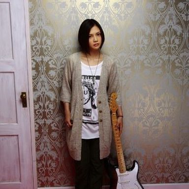 Yui photo 26