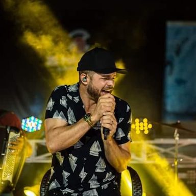 Zé Macedo e Forró Bom