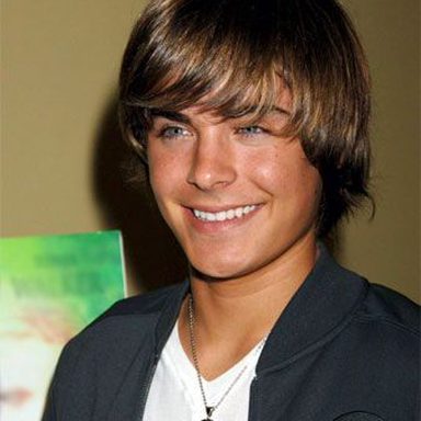 Zac Efron photo 30
