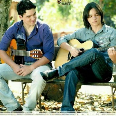 Zé Ricardo e Leonardo