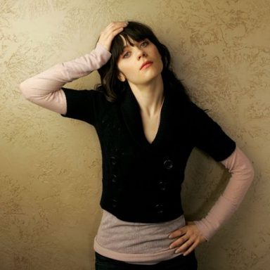 Zooey Deschanel photo 9